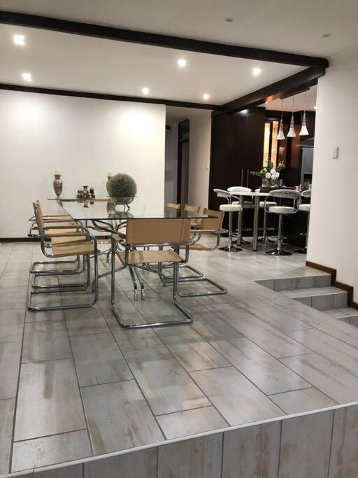 Holiday home Red Cascade - Luxury 4 Bedrooms -solar And Aircons *